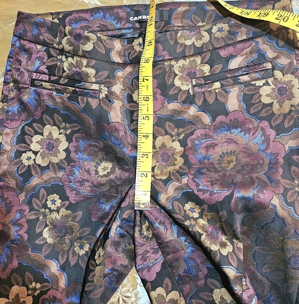 Stylish Brocade Print Pants - Picture 7 of 13